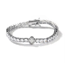 Load image into Gallery viewer, Clover Bracelet - GOLD & SILVER - MIX & MATCH 3 for $75