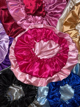 Load image into Gallery viewer, Mommy &amp; Me Reversible Bonnet with tightening strap - 6 Colors
