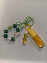 Load image into Gallery viewer, LIPGLOSS KEYCHAIN / BRACELET
